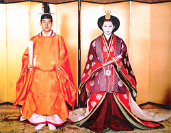 250px-Crown_Prince_Akihito_&_Michiko_Shoda_Wedding_1959-4