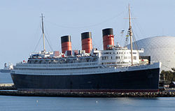 250px-RMS_Queen_Mary_Long_Beach_January_2011_view
