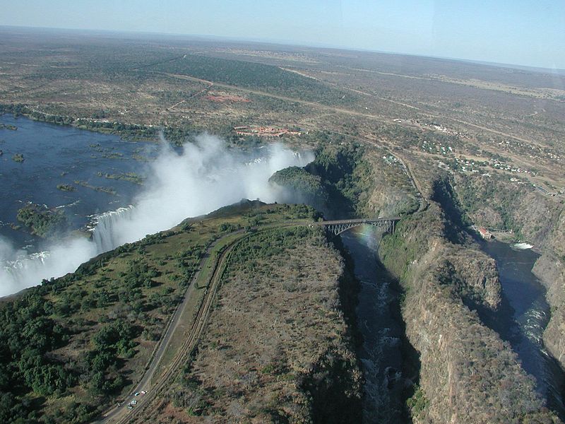 Victoria_Falls_from_the_helicopter