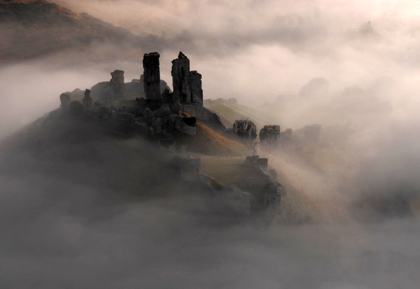 9 Corfe-Castle-England