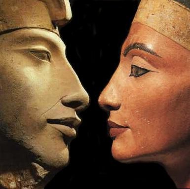 Cuplul inseparabil  care a condus Egiptul timp de 17 ani: Regina Nefertiti și Faraonul Amenhotep