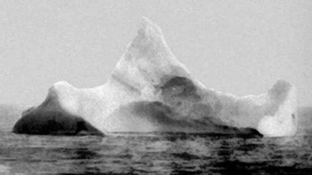 The iceberg Titanic