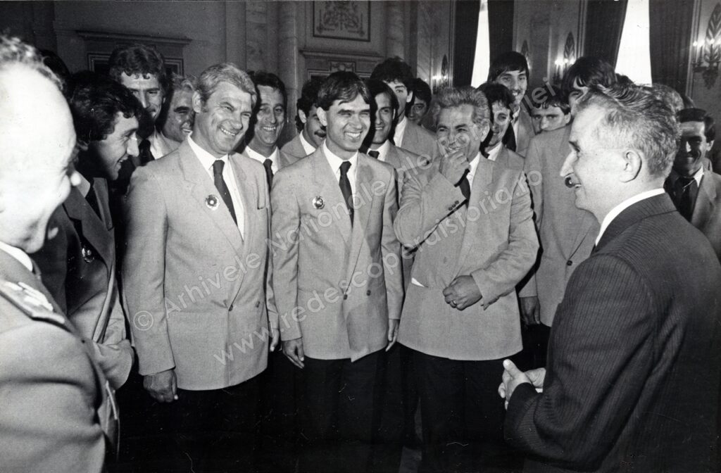 Nicolae Ceaușescu și echipa de fotbal Steaua